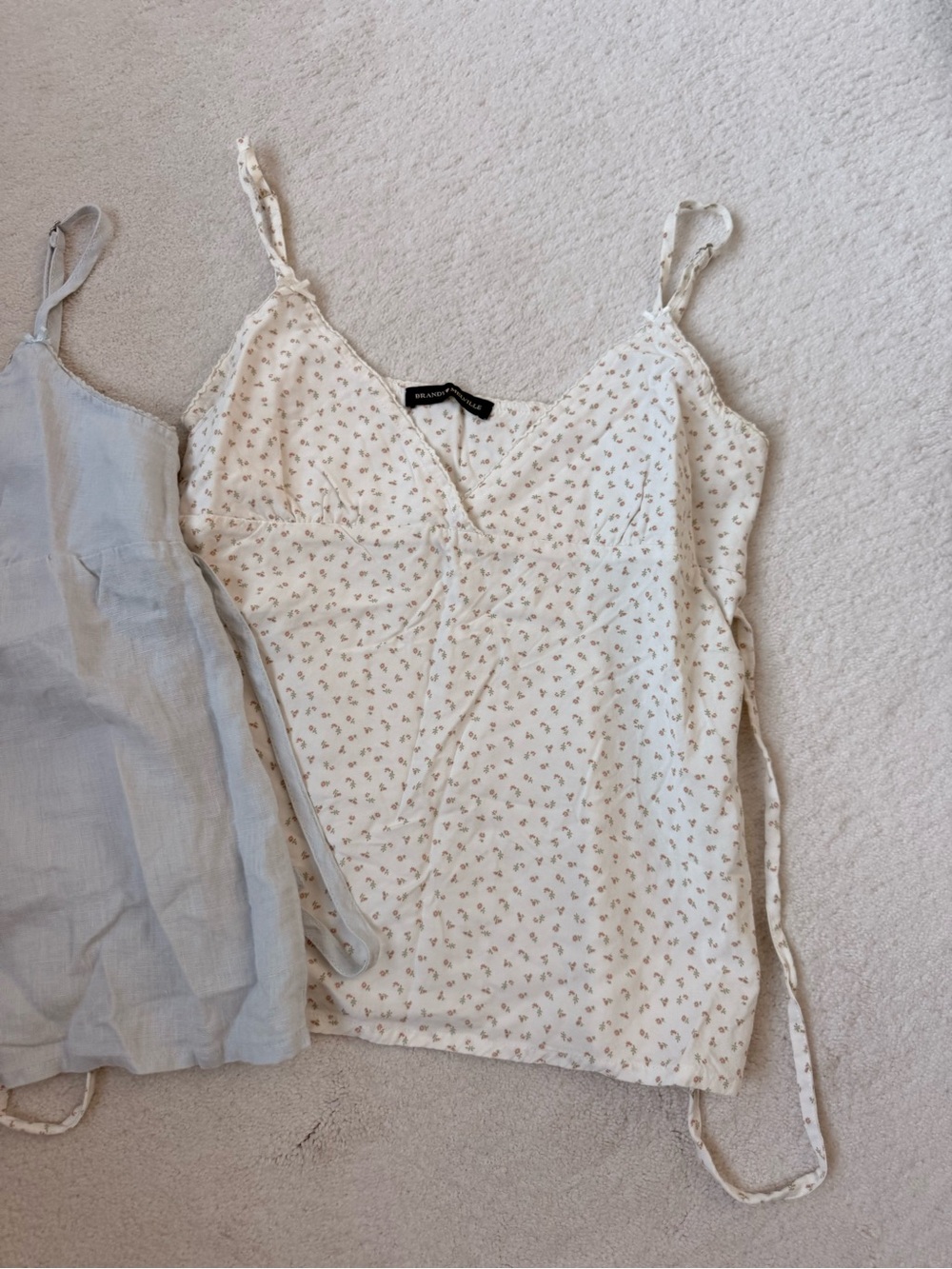 Brandy Melville Lot of Tie Back Tops - Picture 2 of 10